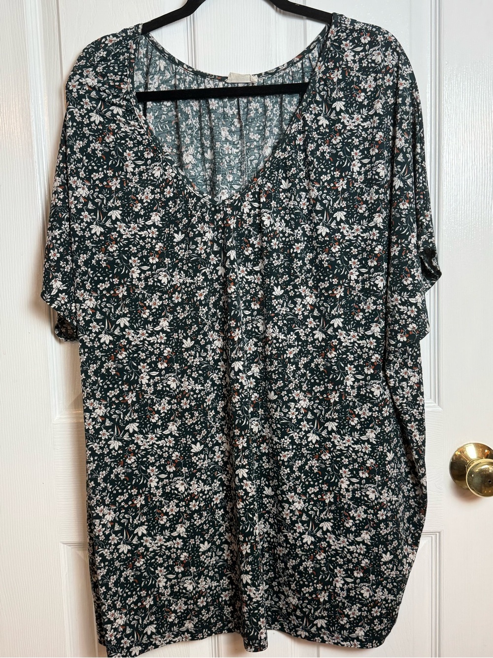 BE Stage 3X Green Floral V-Neck Short Sleeve Blouse Plus Size